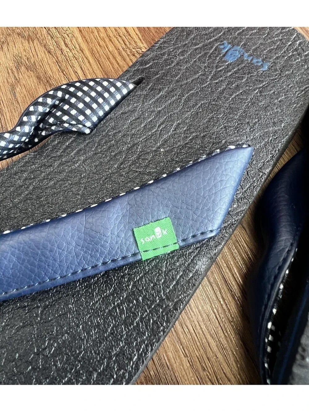 Sanuk Yoga Mat Flip Flops Womens 9 Navy Blue Leather Gingham Check SWS2908